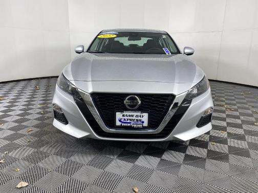 2022 Nissan Altima 2.5 S