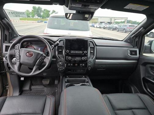 2024 Nissan Titan PRO-4X