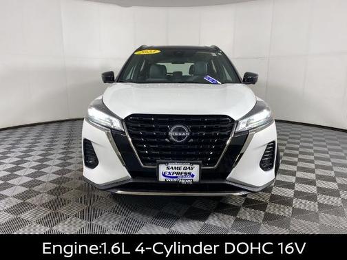 2023 Nissan Kicks SR