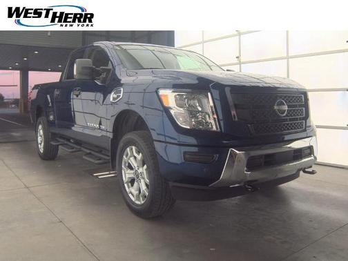 2024 Nissan Titan XD SV