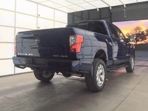 2024 Nissan Titan XD SV