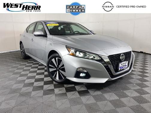 2022 Nissan Altima 2.5 SL