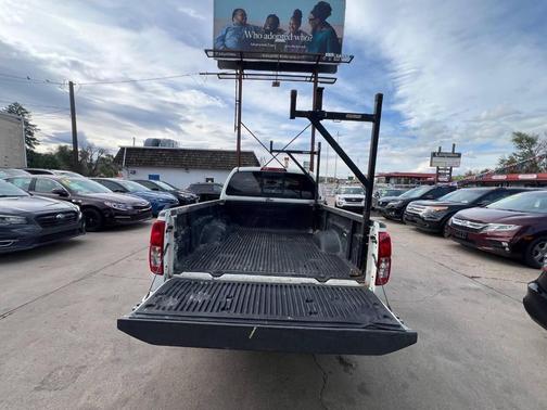 Glacier White 2017 Nissan Frontier SV