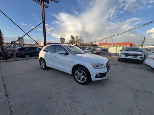 White 2016 Audi Q5 2.0T Premium Plus
