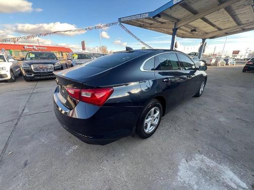 2017 Chevrolet Malibu 1LS