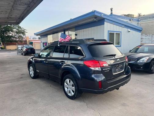 2011 Subaru Outback 2.5 i Premium