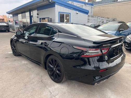 Super Black 2023 Nissan Maxima SR Xtronic CVT