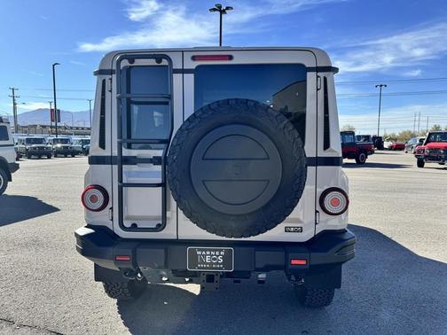 2025 INEOS Grenadier Fieldmaster