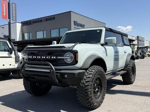 2021 Ford Bronco Outer Banks