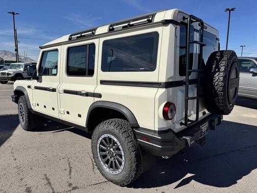 2025 INEOS Grenadier Fieldmaster