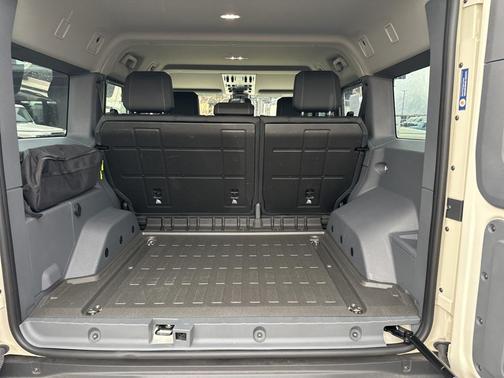 2024 INEOS Grenadier AWD