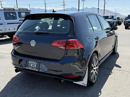 2017 Volkswagen Golf GTI 2.0T S 4-Door