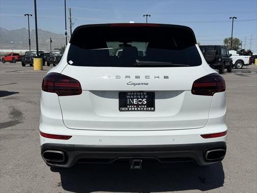 2018 Porsche Cayenne Base