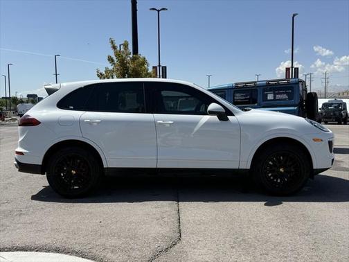 2018 Porsche Cayenne Base