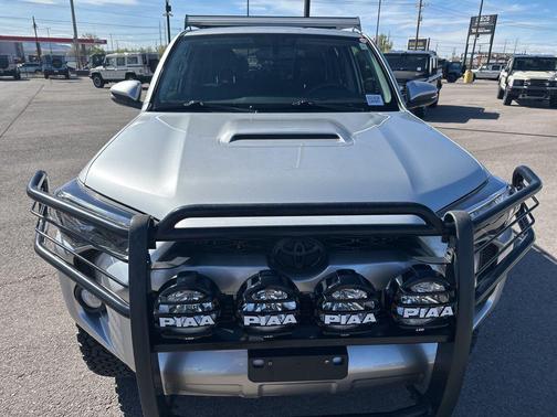 Classic Silver Metallic 2018 Toyota 4Runner TRD Off Road Premium