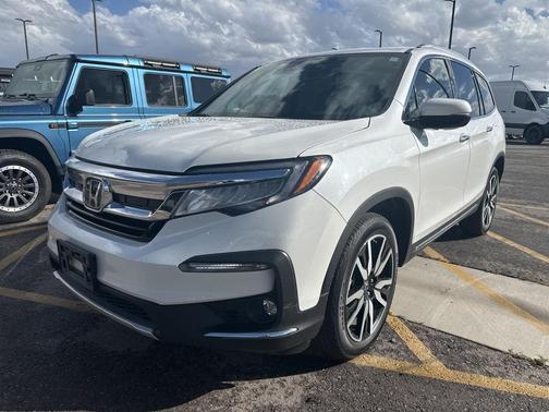 2022 Honda Pilot AWD Elite