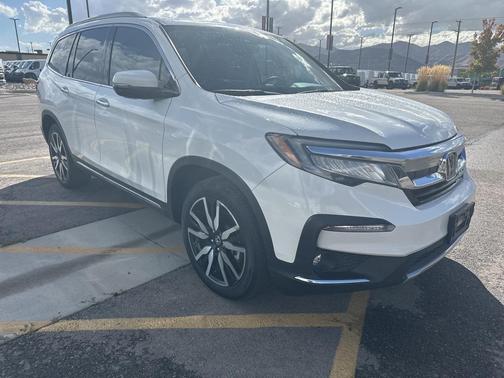 2022 Honda Pilot AWD Elite