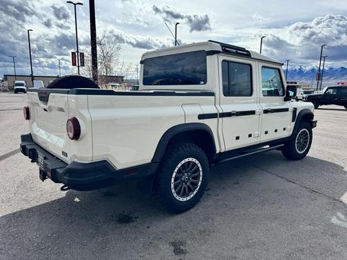 2025 INEOS Grenadier Quartermaster Fieldmaster Edition