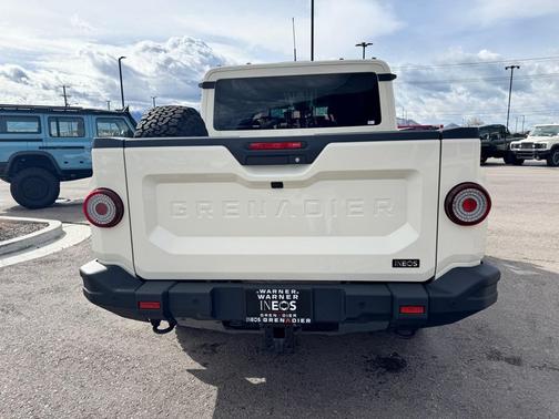 2025 INEOS Grenadier Quartermaster Fieldmaster Edition