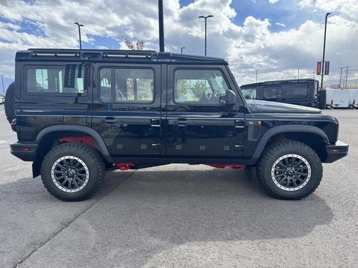 2025 INEOS Grenadier Fieldmaster