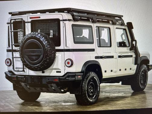 2024 INEOS Grenadier AWD