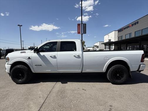 2022 RAM 3500 Laramie Crew Cab 4x4 8' Box