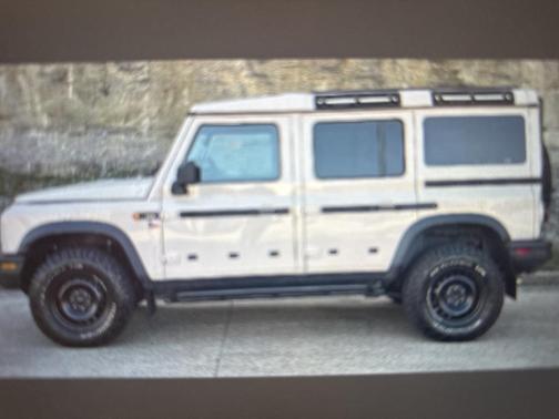 2024 INEOS Grenadier AWD