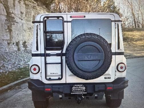 2024 INEOS Grenadier AWD