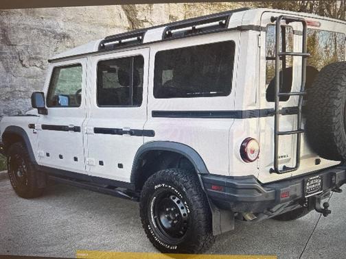 2024 INEOS Grenadier AWD