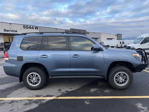 2011 Toyota Land Cruiser Base