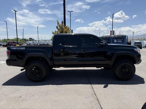 2022 Toyota Tacoma TRD Off Road