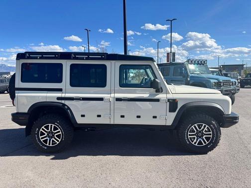 Scottish White 2026 INEOS Grenadier Fieldmaster Edition