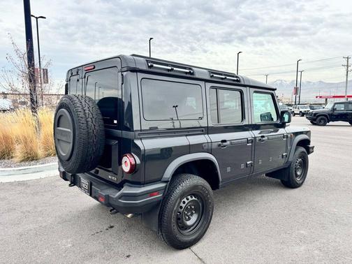 2024 INEOS Grenadier AWD