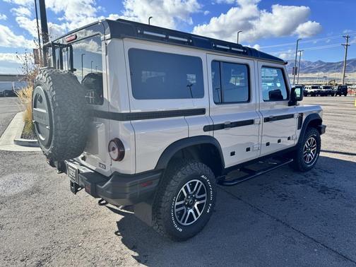 2025 INEOS Grenadier AWD