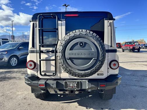 2025 INEOS Grenadier AWD