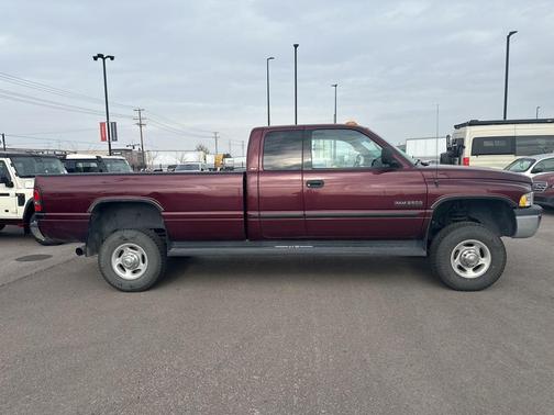 2000 Dodge Ram 2500 Base