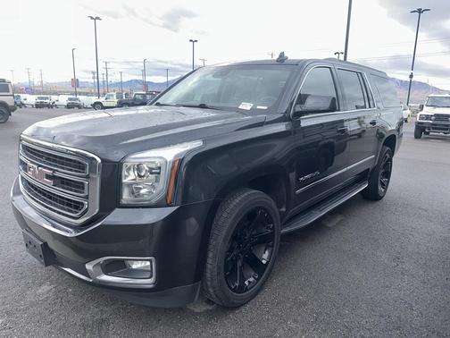 2020 GMC Yukon XL SLT