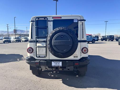 2025 INEOS Grenadier Fieldmaster