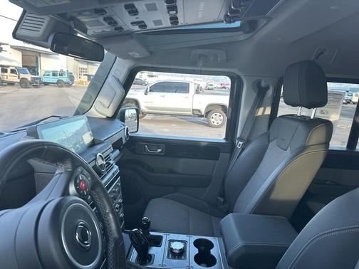 2024 INEOS Grenadier AWD