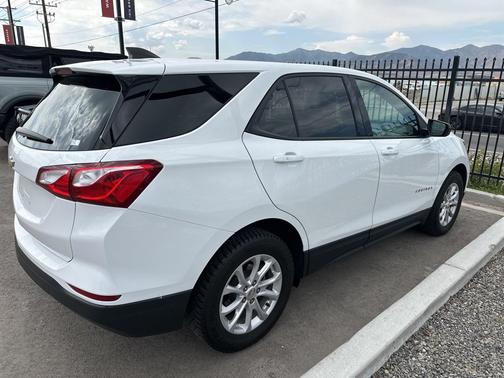 2019 Chevrolet Equinox LS
