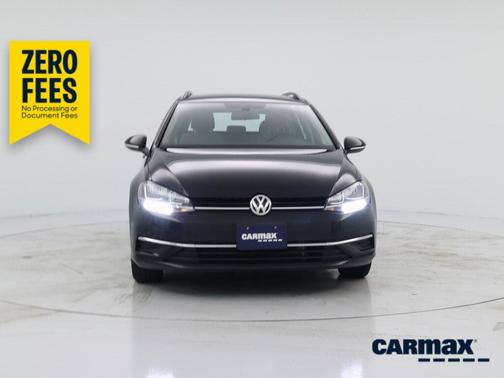 Black 2018 Volkswagen Golf SE