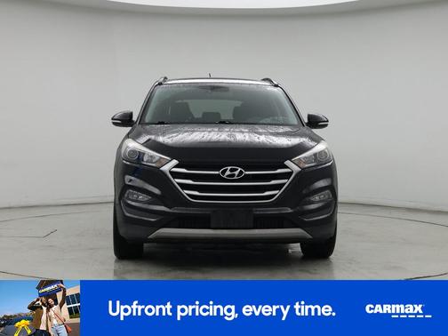 2017 Hyundai TUCSON Night