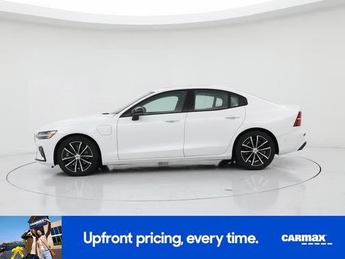 2023 Volvo S60 Recharge Plug-In Hybrid T8 Plus Dark Theme