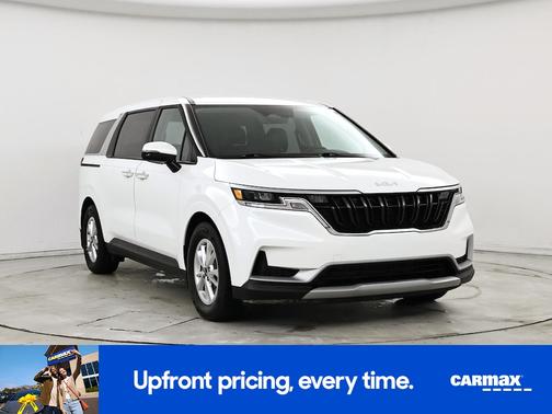 2024 Kia Carnival LX Seat Package
