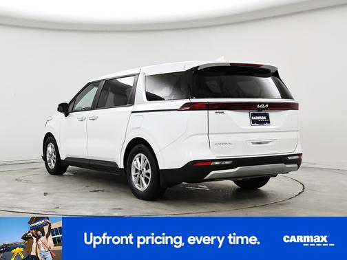 2024 Kia Carnival LX Seat Package