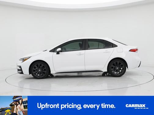 White 2024 Toyota Corolla SE