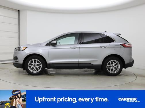 Silver 2023 Ford Edge SEL