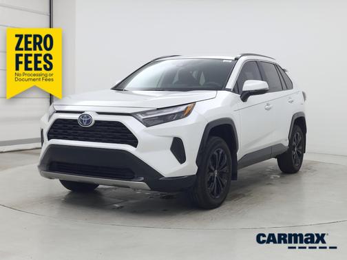 White 2024 Toyota RAV4 Hybrid SE