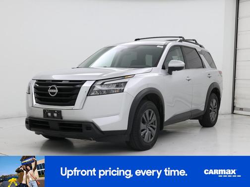 Silver 2024 Nissan Pathfinder SV