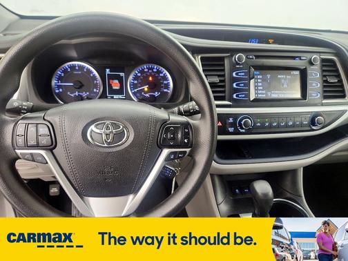 2019 Toyota Highlander LE